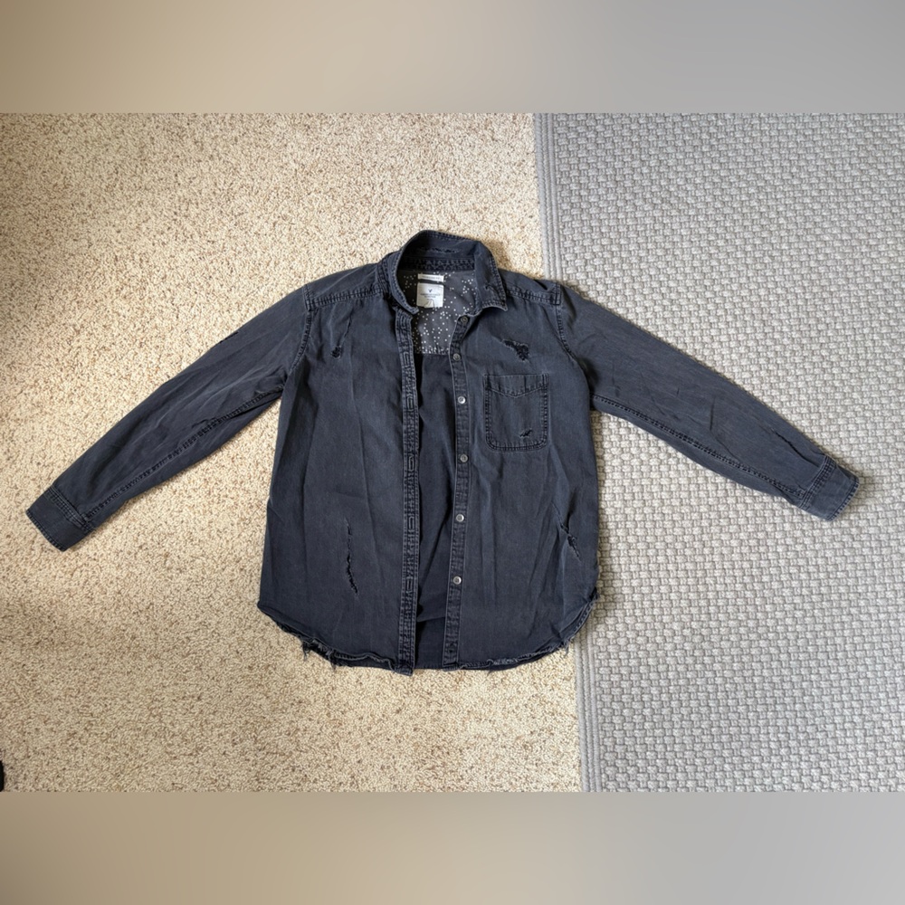 American Eagle Outfitters Distressed Dark Gray Shirt
